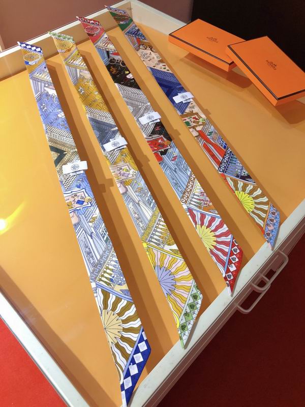 Hermes silk ribbon 5X86cm E011038